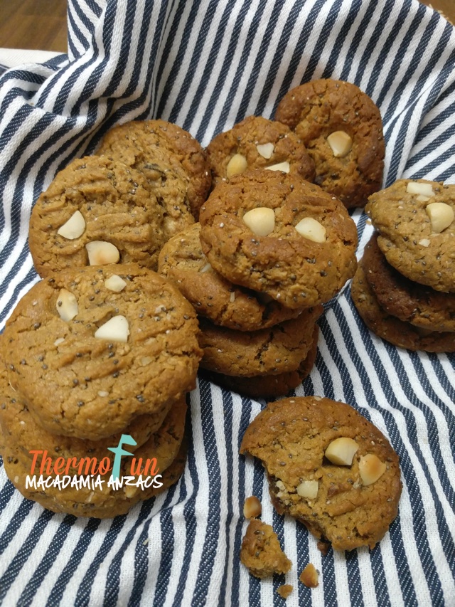 thermomix-macadamia-anzacs