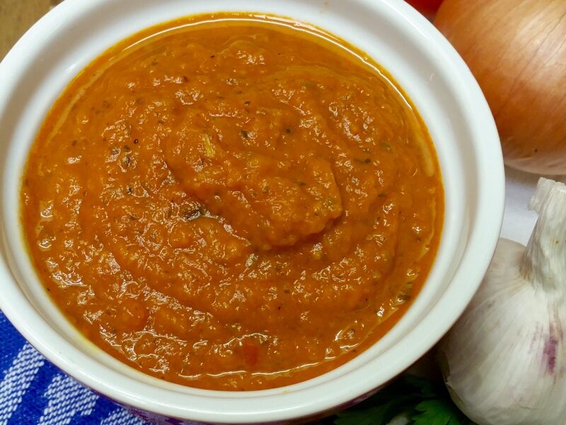a bowl of Thermomix pizza sauce