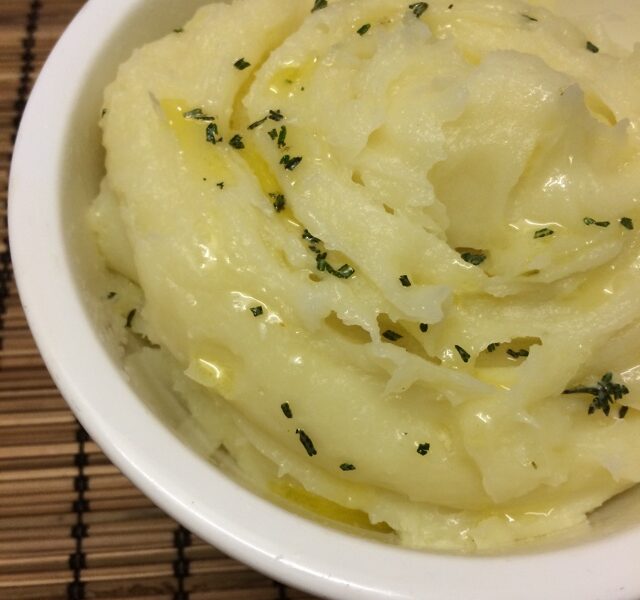 Thermomix Potato Garlic Mash